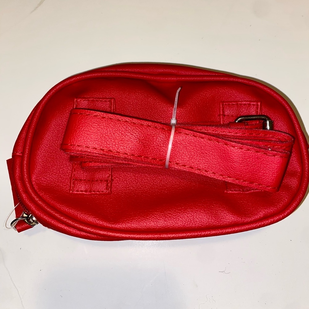 Mini Red purse - Picture 3 of 4